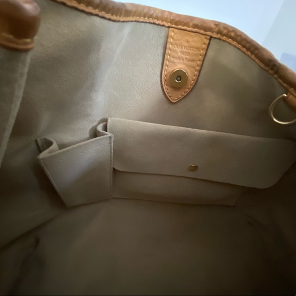 LOUIS VUITTON Monogram Galliera PM - Picture 11 of 14